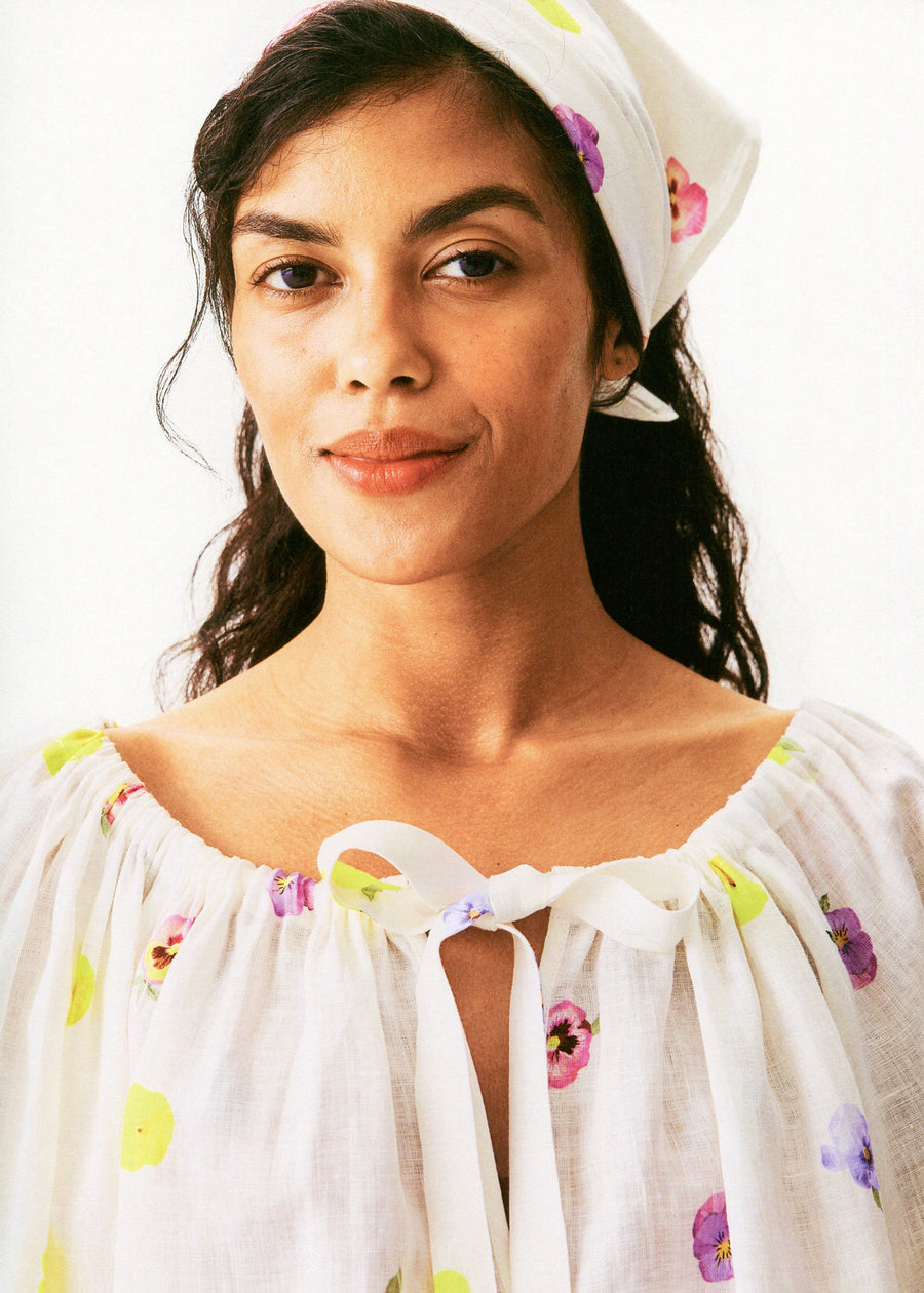Cha-Cha Lounge Blouse in Pansies